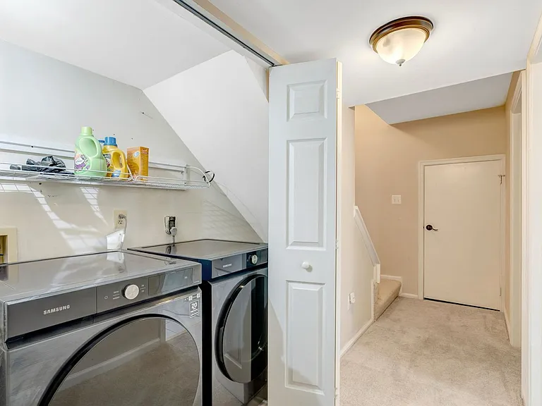 1848 Heather Glen Ct — Photo 44
