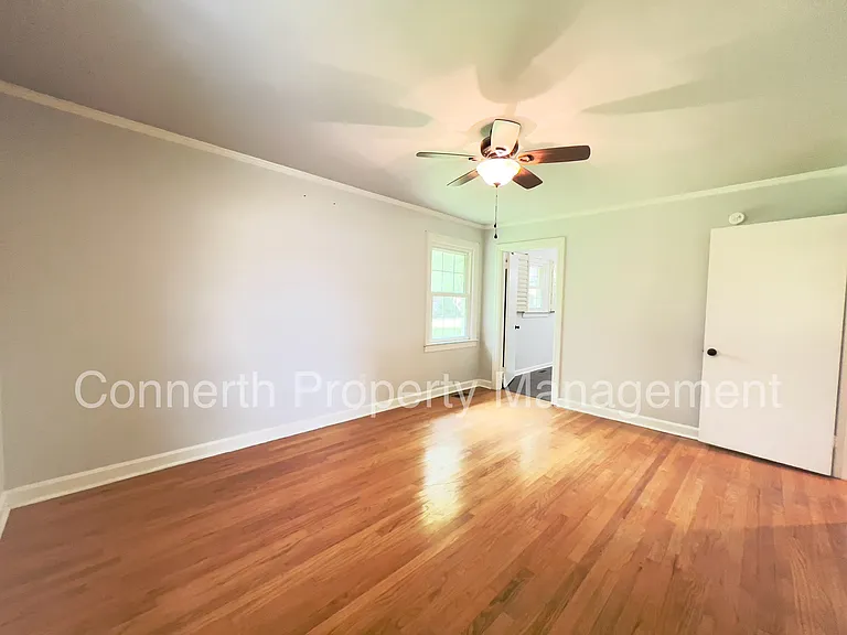 2880 Trough Springs Rd — Photo 14