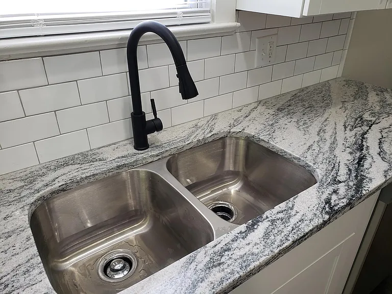 1422 Kent St — Photo 25