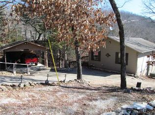 21265 Maple Dr, Garfield, AR 72732