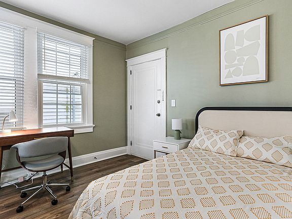 3rd image of 838 Lowerline St APT 8