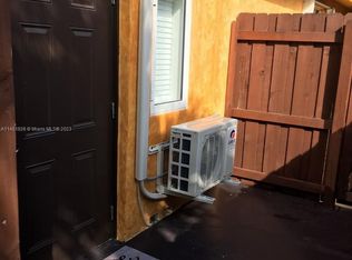 15359 SW 172nd Ter, Miami, FL 33187