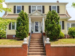 65 Lyndhurst Ave, Providence, RI 02908