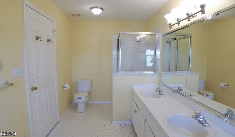 49 Wildflower Ln — Photo 14