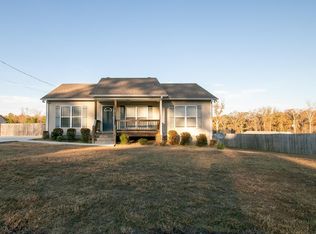 20 Country Ln, Hayden, AL 35079