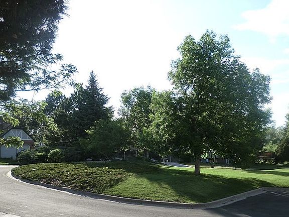 Dartmoor Pl. Playfield 