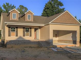 121 Santa Fe Cir, Thomasville, NC 27360