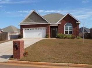 803 Falkirk Dr, Warner Robins, GA 31088