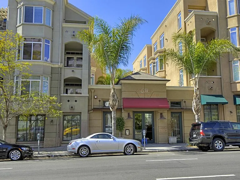 2400 5th Ave #226 — Photo 3
