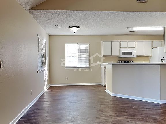 5th image of 106 Habitat Dr