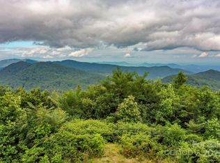 9999 High Cliffs Trl, Black Mountain, NC 28711