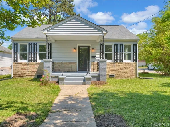 2001 Wakefield Ave, Colonial Heights, VA 23834