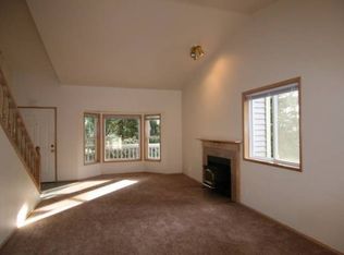 8982 NE Day Rd E, Bainbridge Island, WA 98110