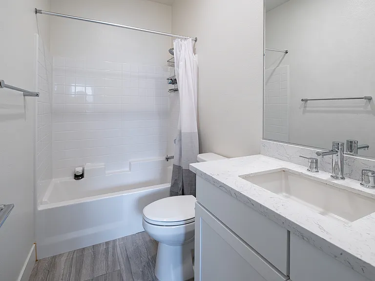 Third floor bathroom in guest room