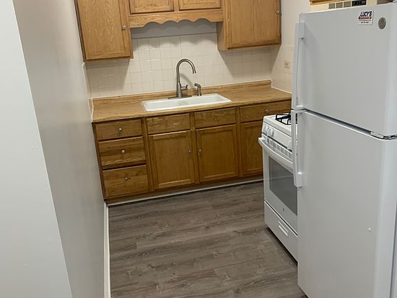 2nd image of 700 McKinley Ave #108