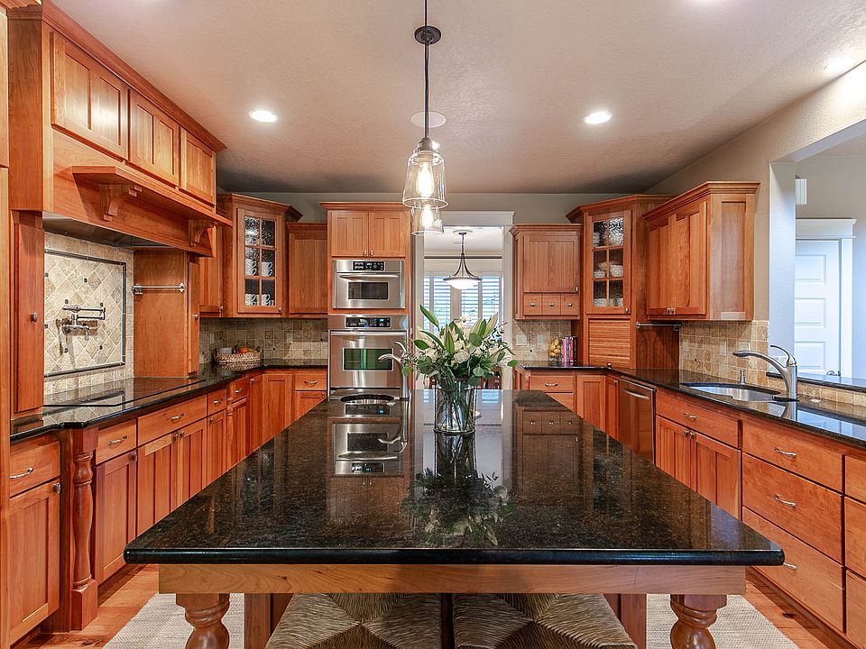 1st image of 27135 Morganlee Ln