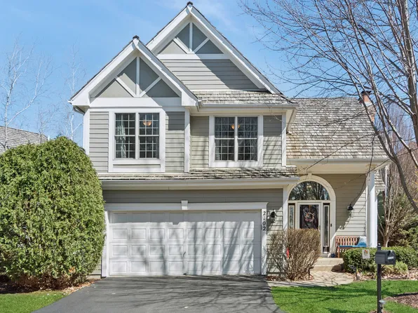 2102 Brookside Ln, Aurora, IL 60502