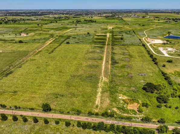 59 County Road 1232, Godley, TX 76044