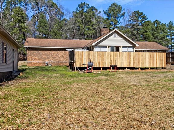 3rd image of 11193 Monticello Dr