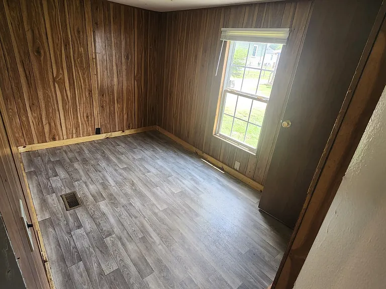 12 Elmwood Ave #1 — Photo 11