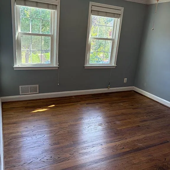 1543 Cottage Ln — Photo 27