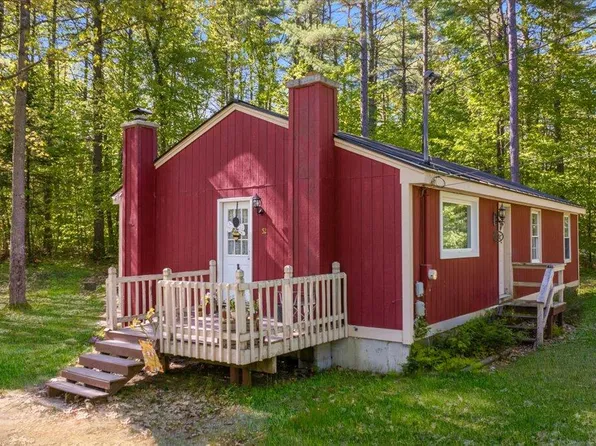 52 Kennedy Drive, Waterboro, ME 04061