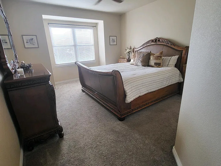 15883 Kansas Pacific Ct — Photo 7