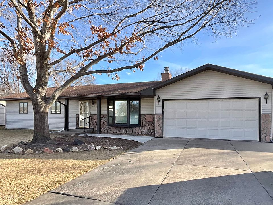 1st image of 1211 S Buffalo Bill Avenue