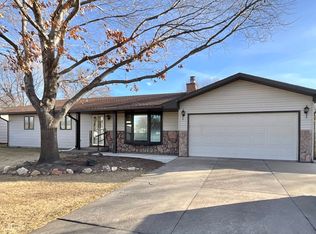 1211 S Buffalo Bill Avenue, North Platte, NE 69101