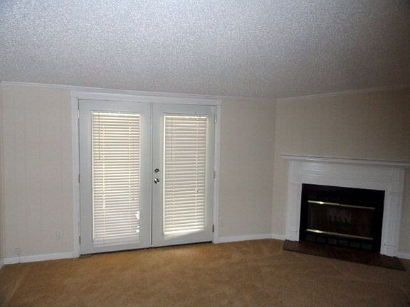 4th image of 66 Clover Hill Dr