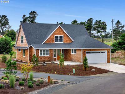 645 Meadow Ln, Gearhart, OR, 97138