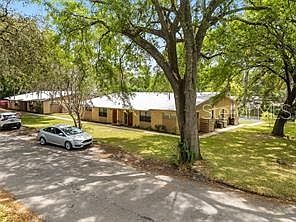 1st image of 915 NW 40TH AVENUE