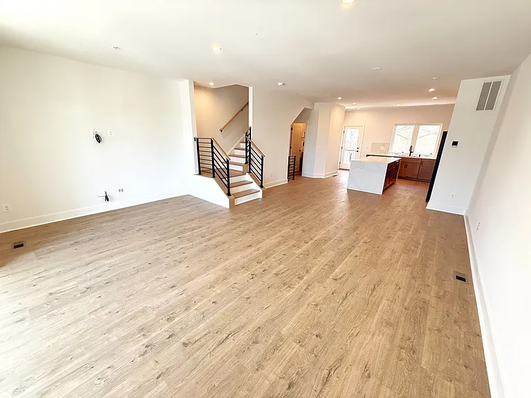 33 Lower Service Ct NW — Photo 21