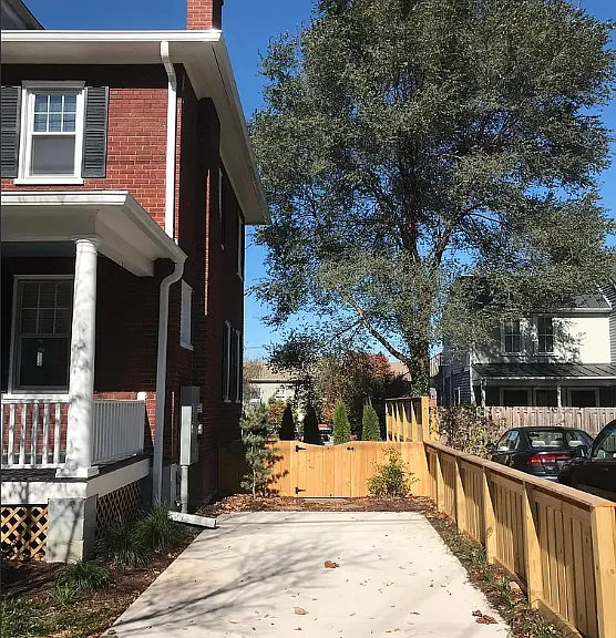 6 W Cecil St — Photo 33