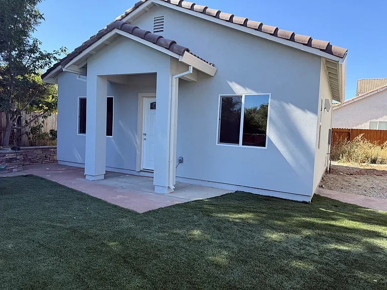 10021 Pianella Way #1 — Photo 10