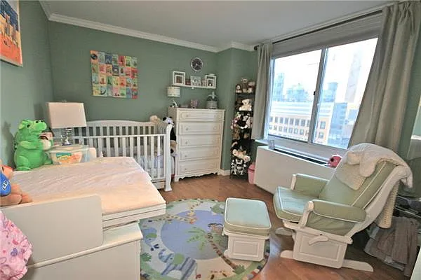 Rented by Peter Ashe | media 20