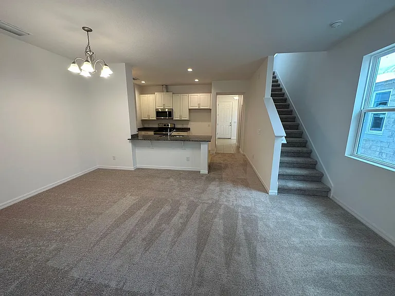 5273 Royal Point Ave — Photo 4