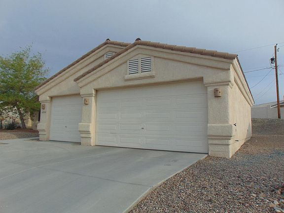 3rd image of 2310 Porpoise Dr