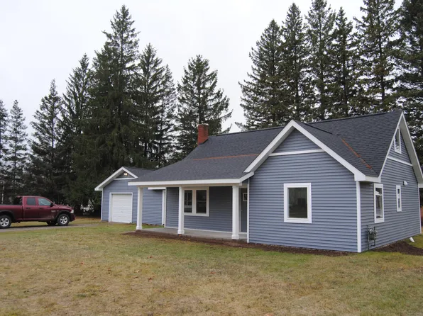 1533 Moreau St, Fairview, MI 48621