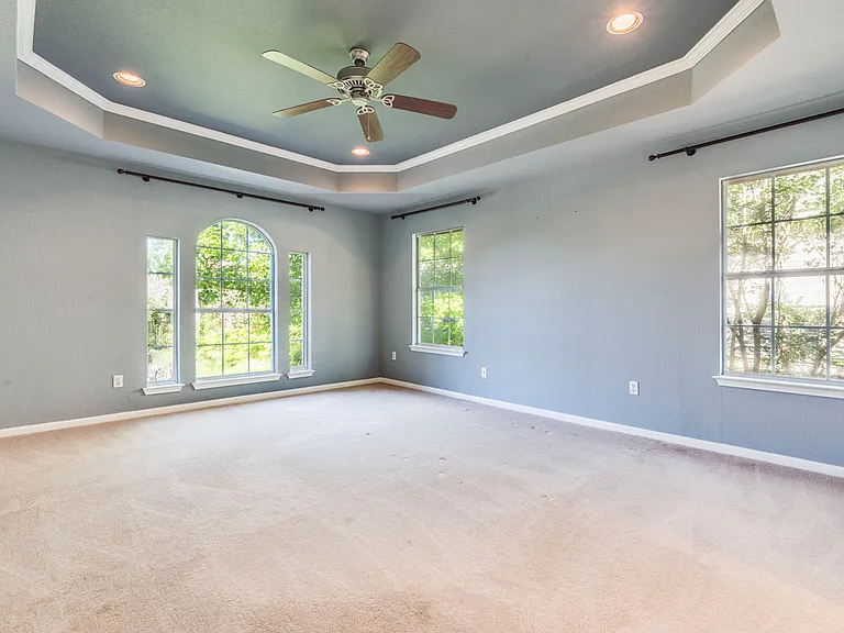 6911 Gentle Oak Dr — Photo 23