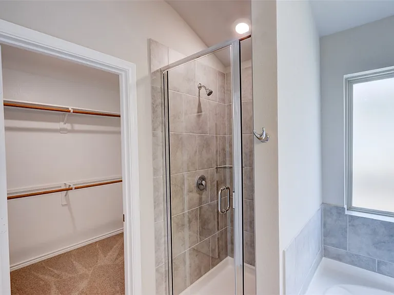 6210 Trado Dr — Photo 19