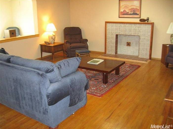 2nd image of 5313 Fernwood Way
