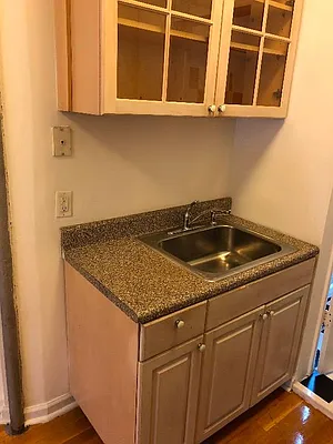 Rented by Legacy Realty Group NYC LLC | media 16