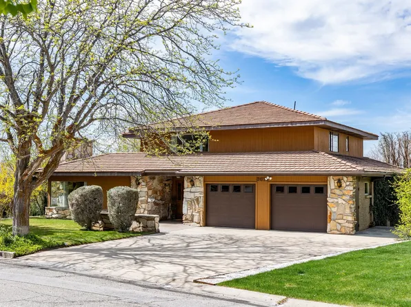 3612 E Aurora Cir S, Salt Lake City, UT 84124