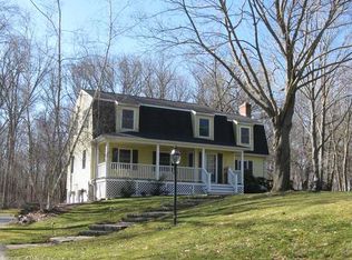 100 Trailwood Dr, Guilford, CT 06437