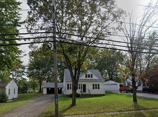 340 S Hambden St, Chardon, OH 44024