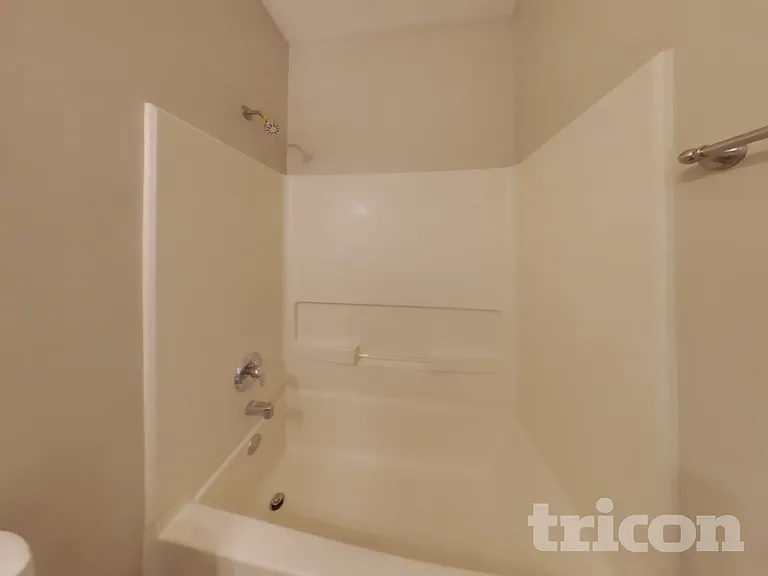 6724 Shanghai Cir — Photo 17
