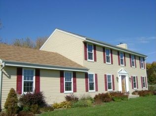 W4796 River Rd, Fredonia, WI 53021