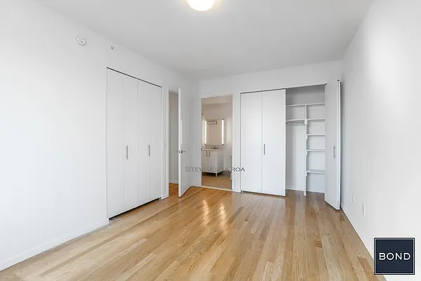 Rented by Bond New York | media 4