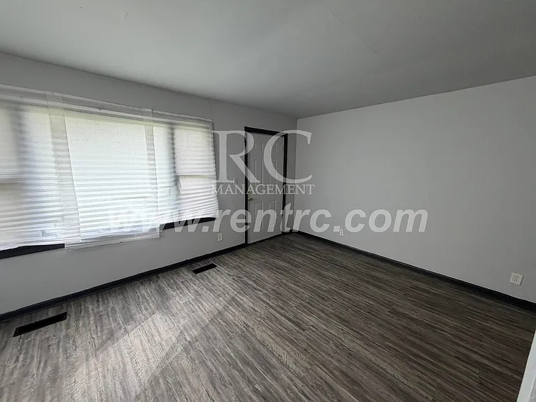 630 South St — Photo 5